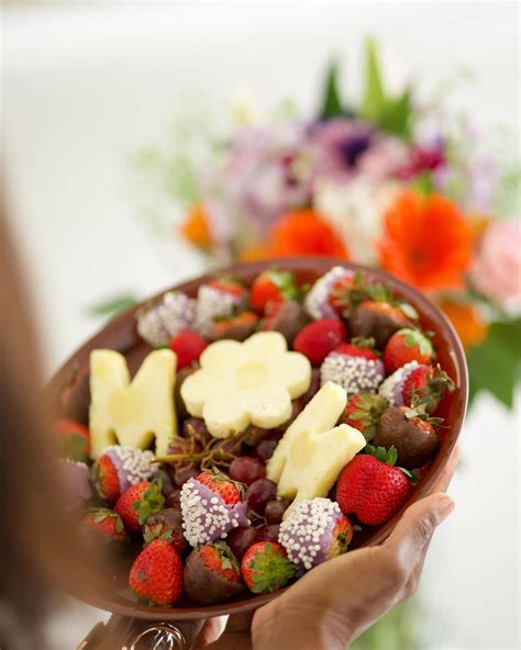 edible arrangements.com|More.